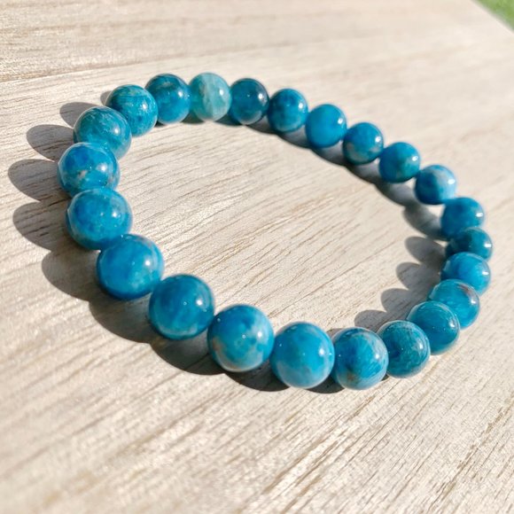 8mm Blue Apatite Bead Chakra Stretch Bracelet - Picture 10 of 12